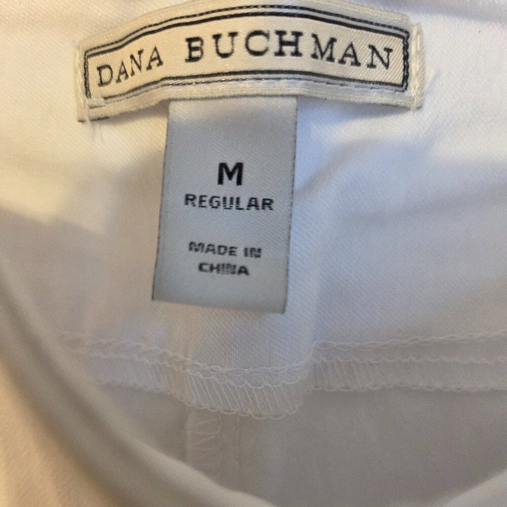Dana Buchman M White Capri Pants w/Beige Embroidered Flowers on Legs. - Picture 2 of 5